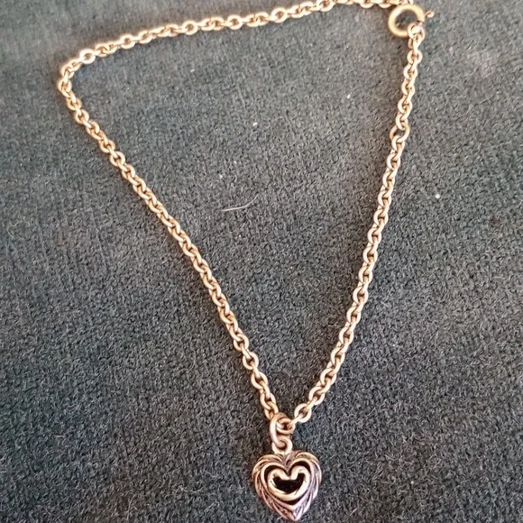 🧡2/$10 EUC PREMIER DESIGNS Gold Heart Pendant Ankle Bracelet - Picture 4 of 5
